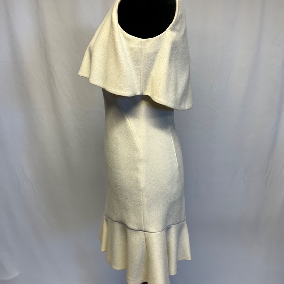 Alexander McQueen Cream Dress - Picture 2 of 9